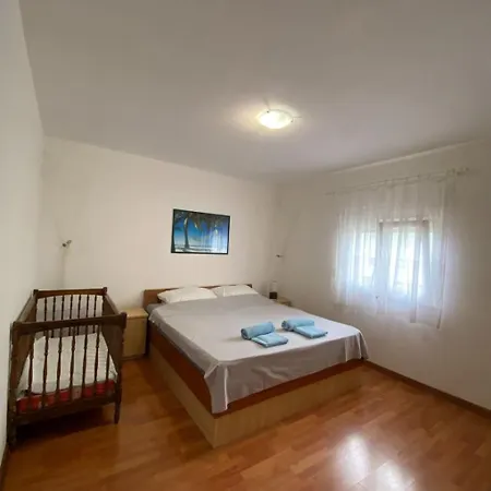 Draga - Comfortable & Afordable Apartmán