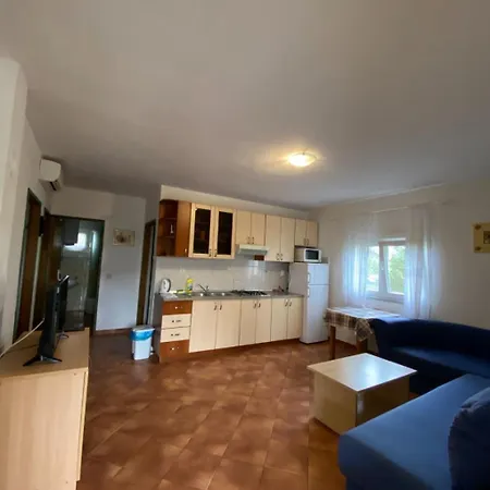 Draga - Comfortable & Afordable Apartmán