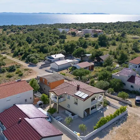 Draga Apartamento Vir