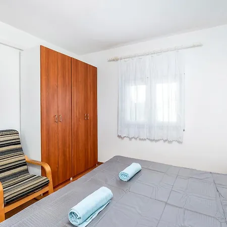 Draga Appartamento Vir