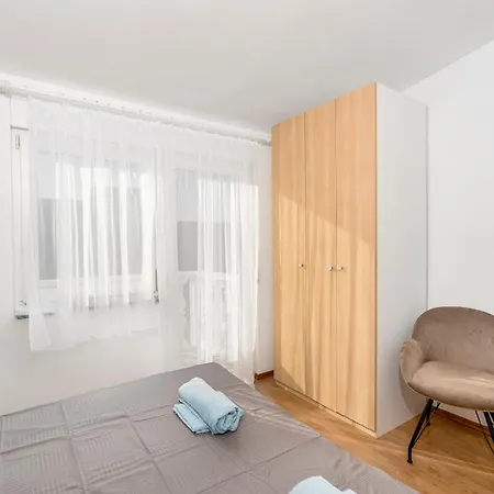 Apartamento Draga Vir