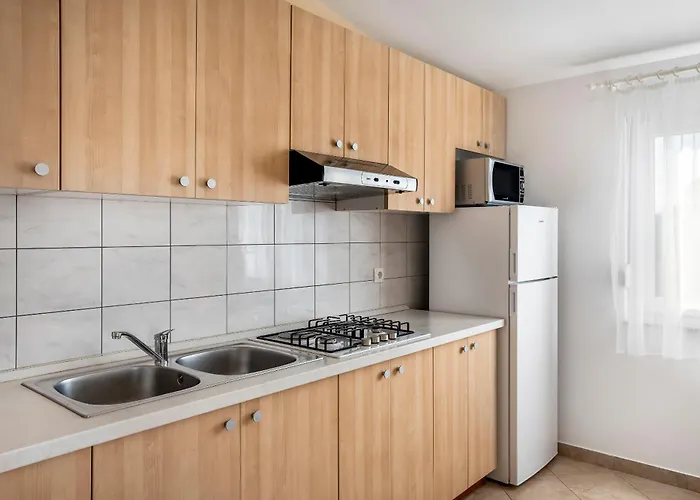 Apartamento Draga Vir